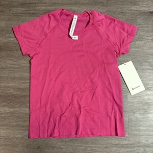 Sonic Pink Lululemon Swiftly Tech Race Length - NWT